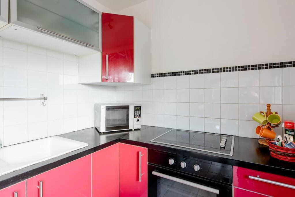 Park & Suites -Wifi-Netflix-Vue Marseilles Exterior foto